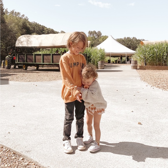 ☆ MEET THE SELLER - CHANDLER ☆ - Picture 8 of 16